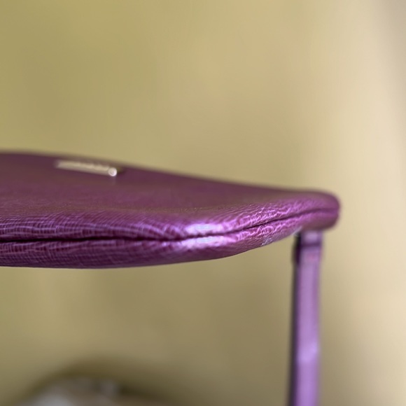 Furla Classic Envelope Clutch - Picture 8 of 9